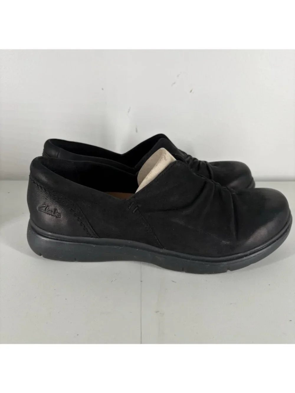 Clarks Artisan Women 11W Black Leather Comfort Slip On Certina Rose Loafers
